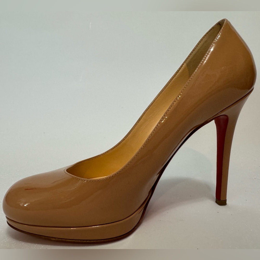 $795 Christian Louboutin Beige Nude “New Simple” Heel Pumps Shoes 35.5
